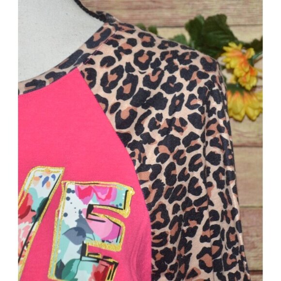 Southern Stitch Pink Raglan Cheetah Print Sleeve Top T-Shirt LOVE Graphic Size L - Picture 4 of 9